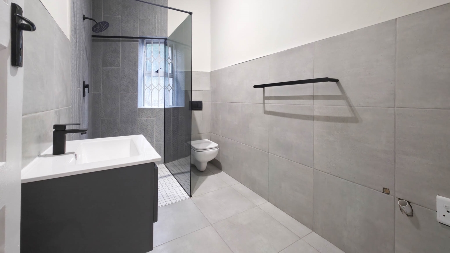 To Let 1 Bedroom Property for Rent in Rondebosch Village Western Cape